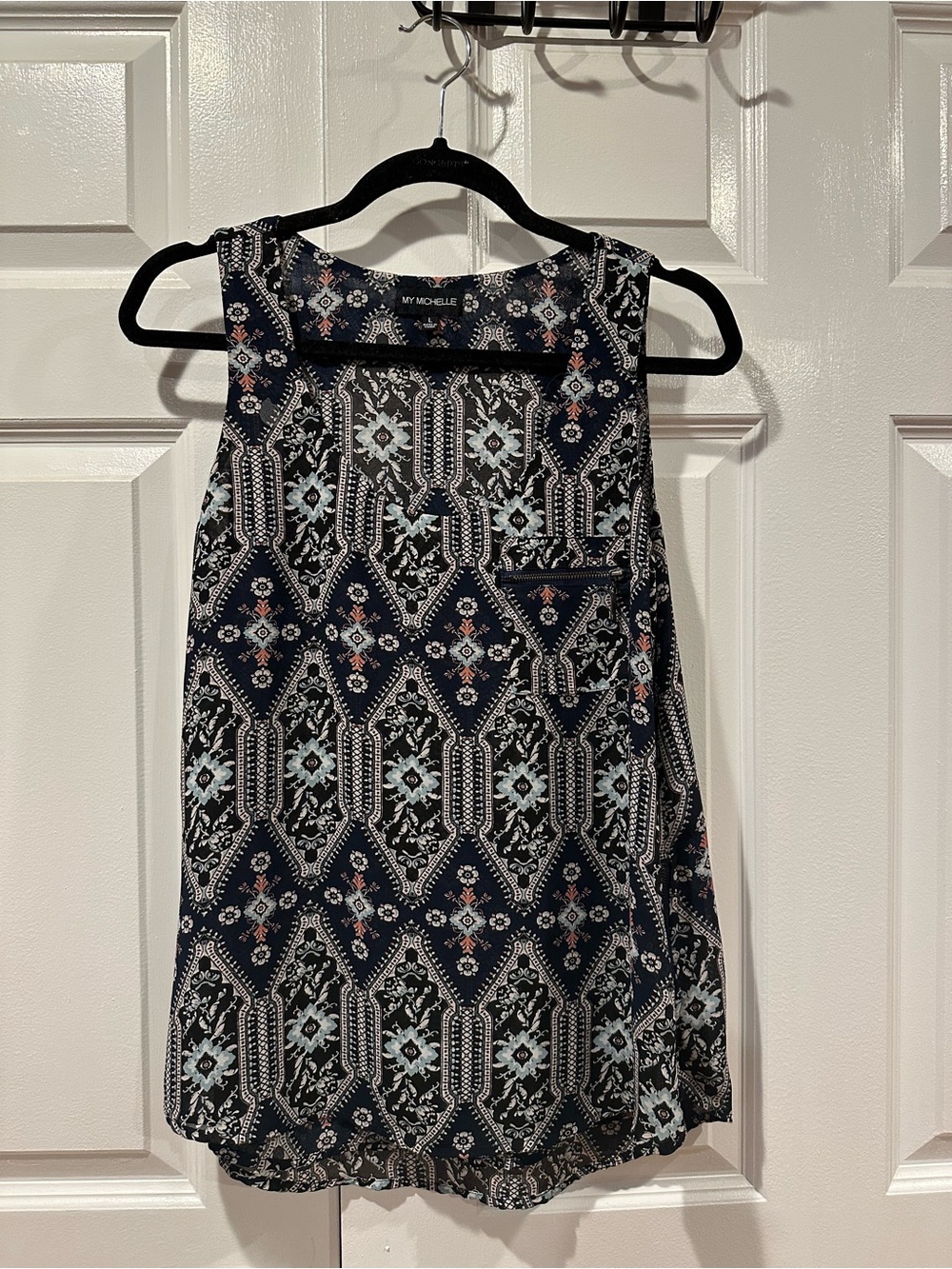 My Michelle Navy Geometric Floral Sleeveless Camisole